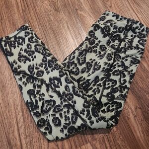 Victoria Secret Animal Print Leggings